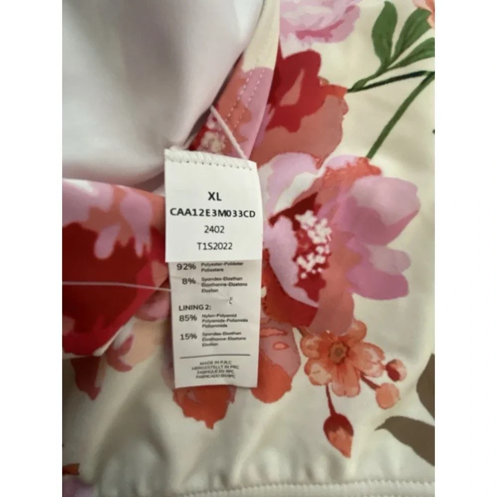 Cupshe Women's OnePiece Swimsuit Soft Bloom Tummy Control Halterneck Size XL NWT